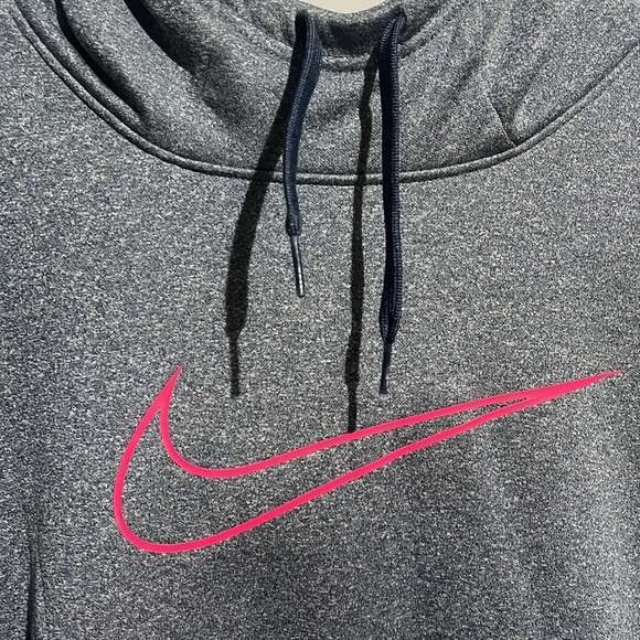 excellent condition except one small stain on arm shown in picture. dry fit - Picture 2 of 7